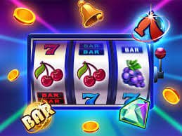 Pengguna Indonesia memainkan slot online di smartphone dengan mudah
